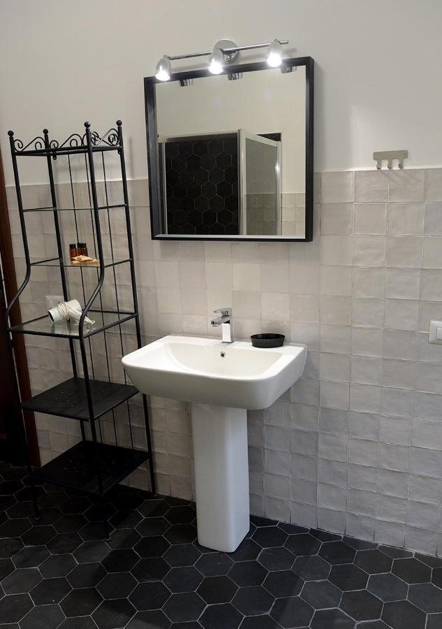 Colosseum Comfortable Apartment Rome Extérieur photo